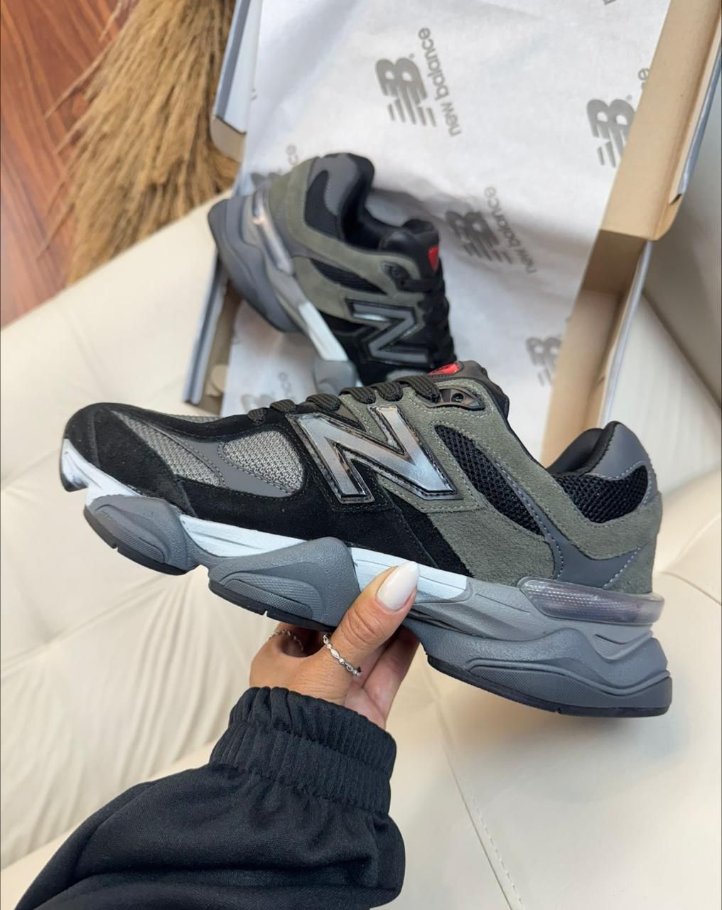 New Balance 9060